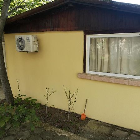 Bungalows St. Nicola アフトポル エクステリア 写真